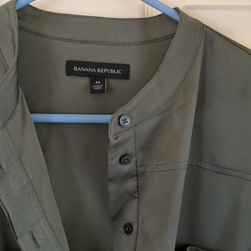 Banana Republic kaki green shirt dress